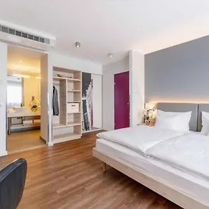 Roomz Gasometer Hotel