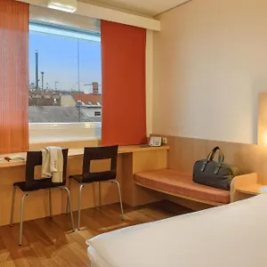 3* Отель Ibis Messe