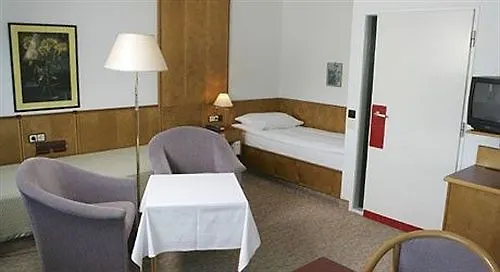 Hotel Ekazent Schoenbrunn Vienna Austria
